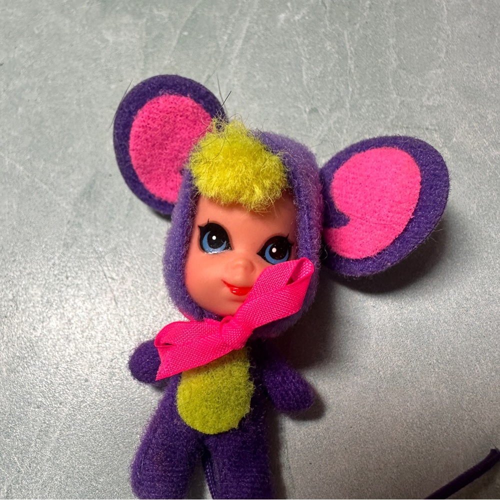 Vintage Liddle Kiddles Miss Mouse In Little Purple Suit Animiddle Mattel Pin - Picture 2 of 6